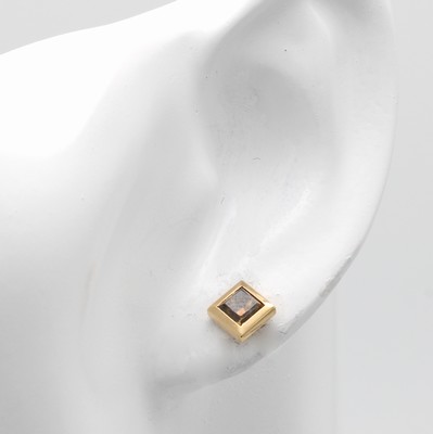 26945963a - Paar Ohrstecker mit Diamanten, RG 750/000, 2 Diam. im Princess-Cut zus. ca. 1.06 ct ...