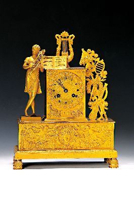 Image 26946196 - Pendule, Frankreich um 1830/40, Bronze mit alter Feuervergoldung (partiell ber.), Sockel ...
