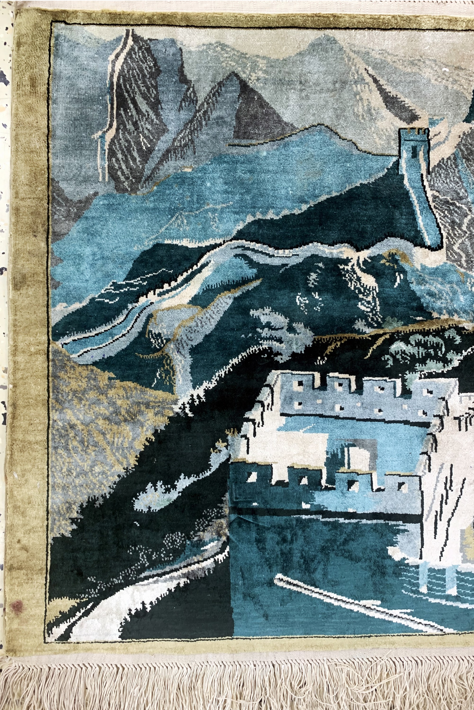 Detail c: Peking Seide fein, China, Mitte 20.Jhd, reine Naturseide, ca. 64 x 90 cm, EHZ: 2