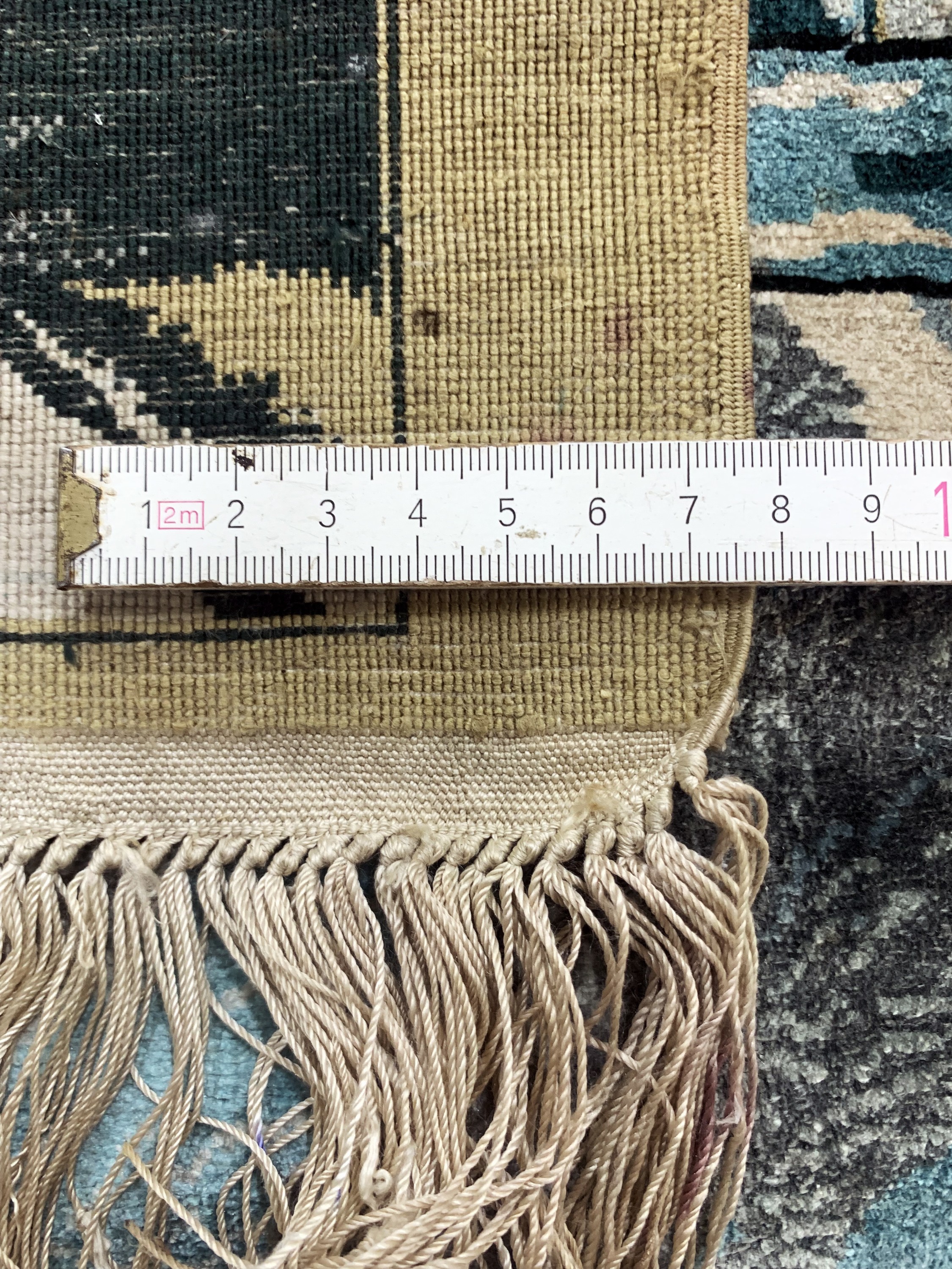 Detail d: Peking Seide fein, China, Mitte 20.Jhd, reine Naturseide, ca. 64 x 90 cm, EHZ: 2