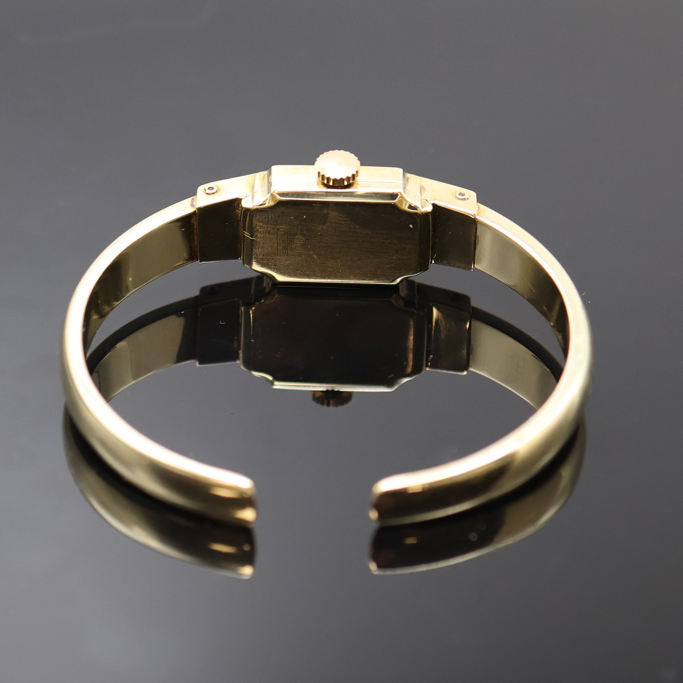 Detail a: ZENTRA Damenspangenuhr in GG 585/000, Schweiz um 1940, Handaufzug, Boden aufgedr., silb. Zifferbl. fl., gold. Std.-Ind. u. Zeiger, Ankerwerk, ...