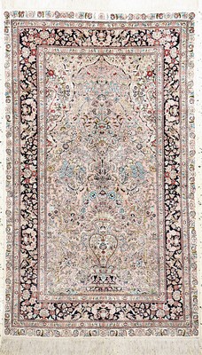 Image Hereke Seide fein, China, Ende 20.Jhd, reine Naturseide, ca. 155 x 93 cm, ca. 1,0 Mio. ...