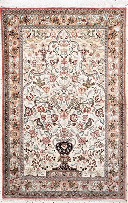 Image Ghom Seide, Persien, Mitte 20.Jhd, reine Naturseide, ca. 128 x 84 cm, EHZ: 2