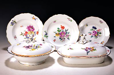 26946536a - Speiseservice, Meissen, 2.H.20. Jh., für 6 Personen, 1. Wahl, polychromer ...