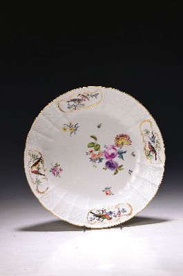 Image 26946539 - Großer Prunkteller, Meissen, Marcolini, 1774- 1815, qualitätvolle polychrome ...