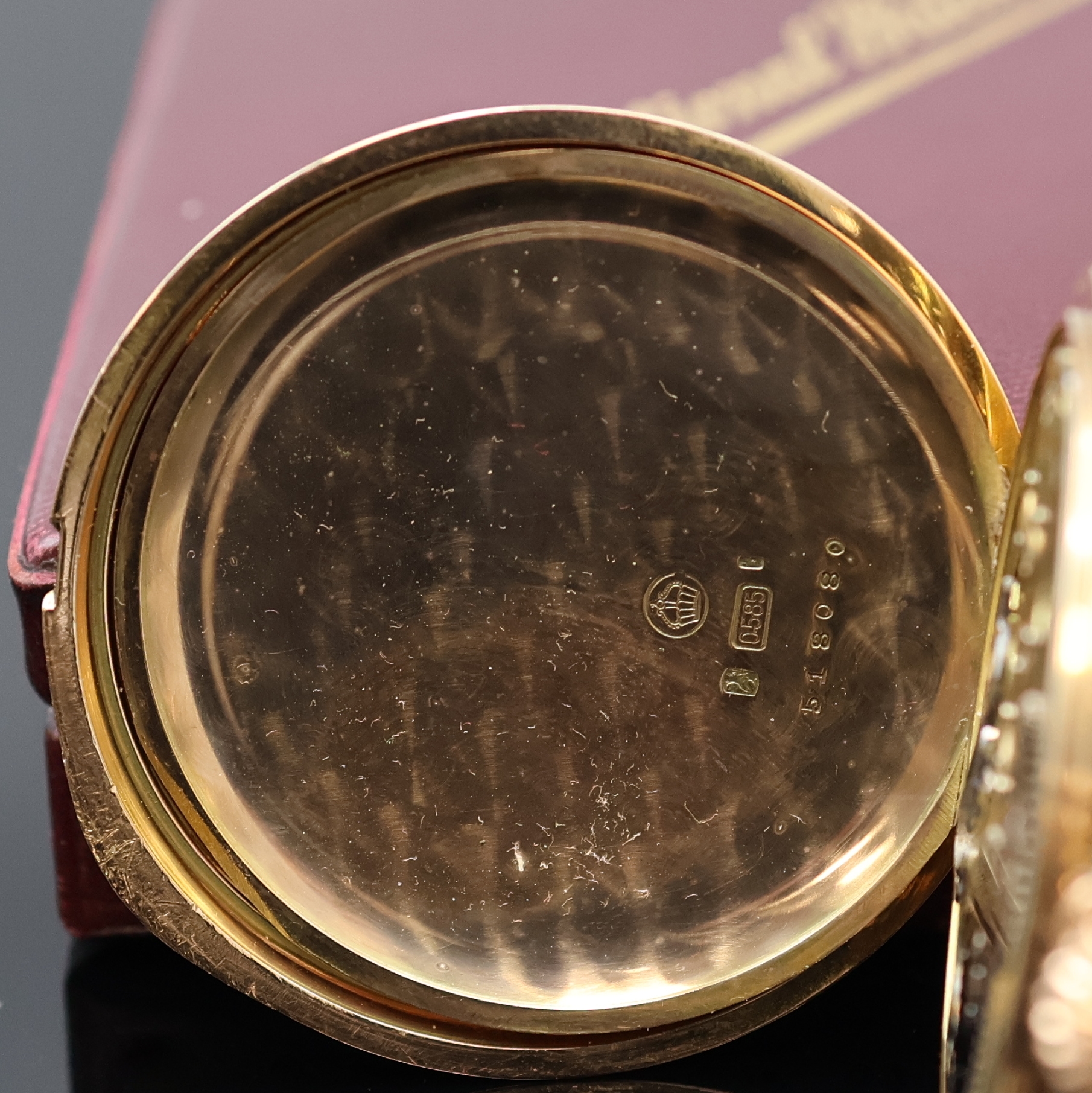Detail f: IWC Herrensavonette in RoseG 585/000, Schweiz um 1911, glattes 3-Deckel Goldgeh., Sprungdeckel m. Monogramm, Rückdeckel m. Gravur, Cuvette m. ...