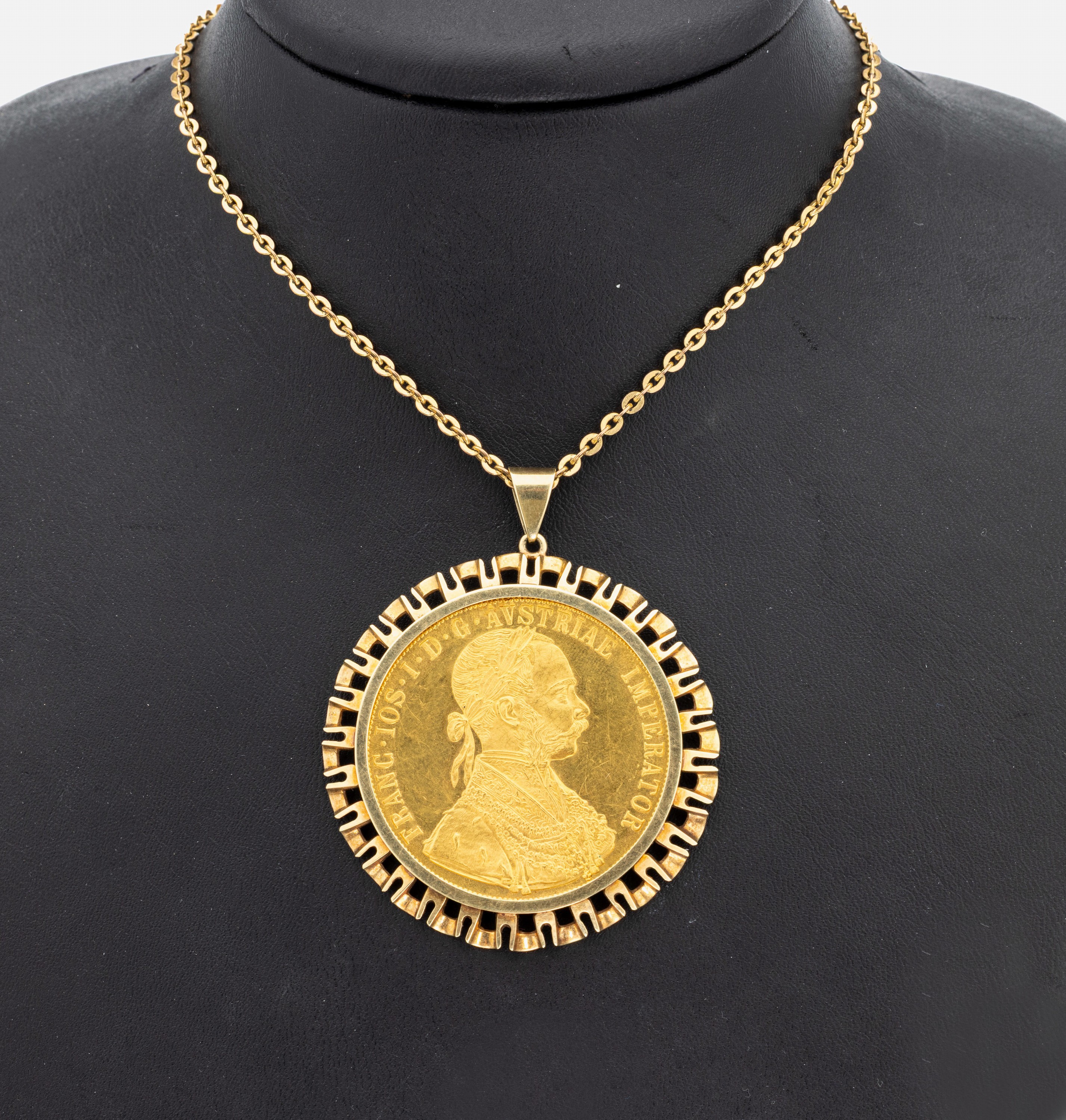 14 kt Gold Münz-Anhänger, GG 585/000, gefasste Goldmünze, 4 Kronen, Österreich- Ungarn, 1915 offizielle Nachprägung, an Kette,GG 333/000, L. ...