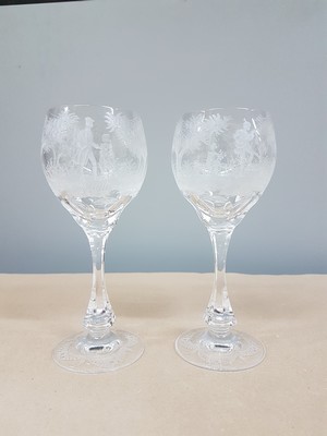 26946840b - 18 Weinpokale mit Watteau-Szenen Tschechien, nach historischem Vorbild reich graviert: ...