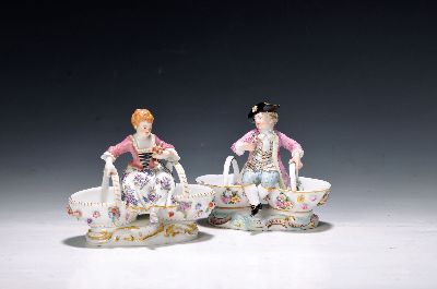 Image Zwei Gewürzschälchen mit Figurenbekrönung, Meissen, Porzellan, ...