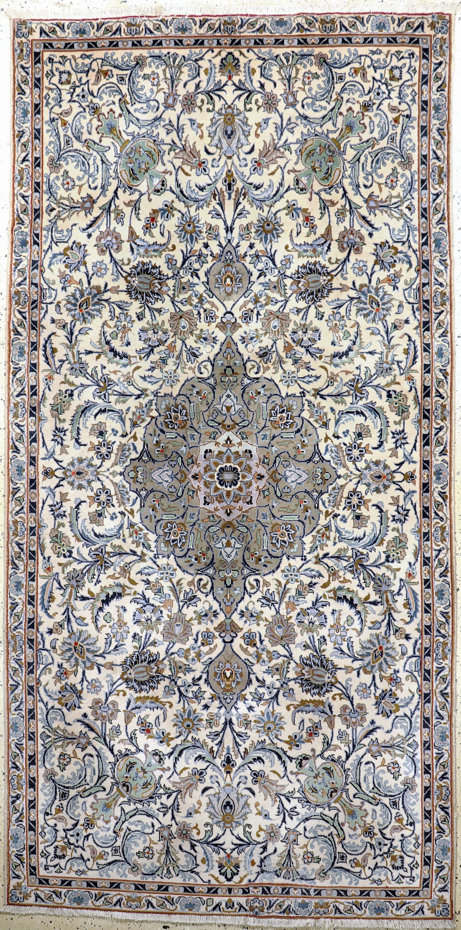 Keschan Kork, Persien, Ende 20.Jhd, Korkwolle auf Baumwolle, ca. 275 x 140 cm, EHZ: 2(restauriert).