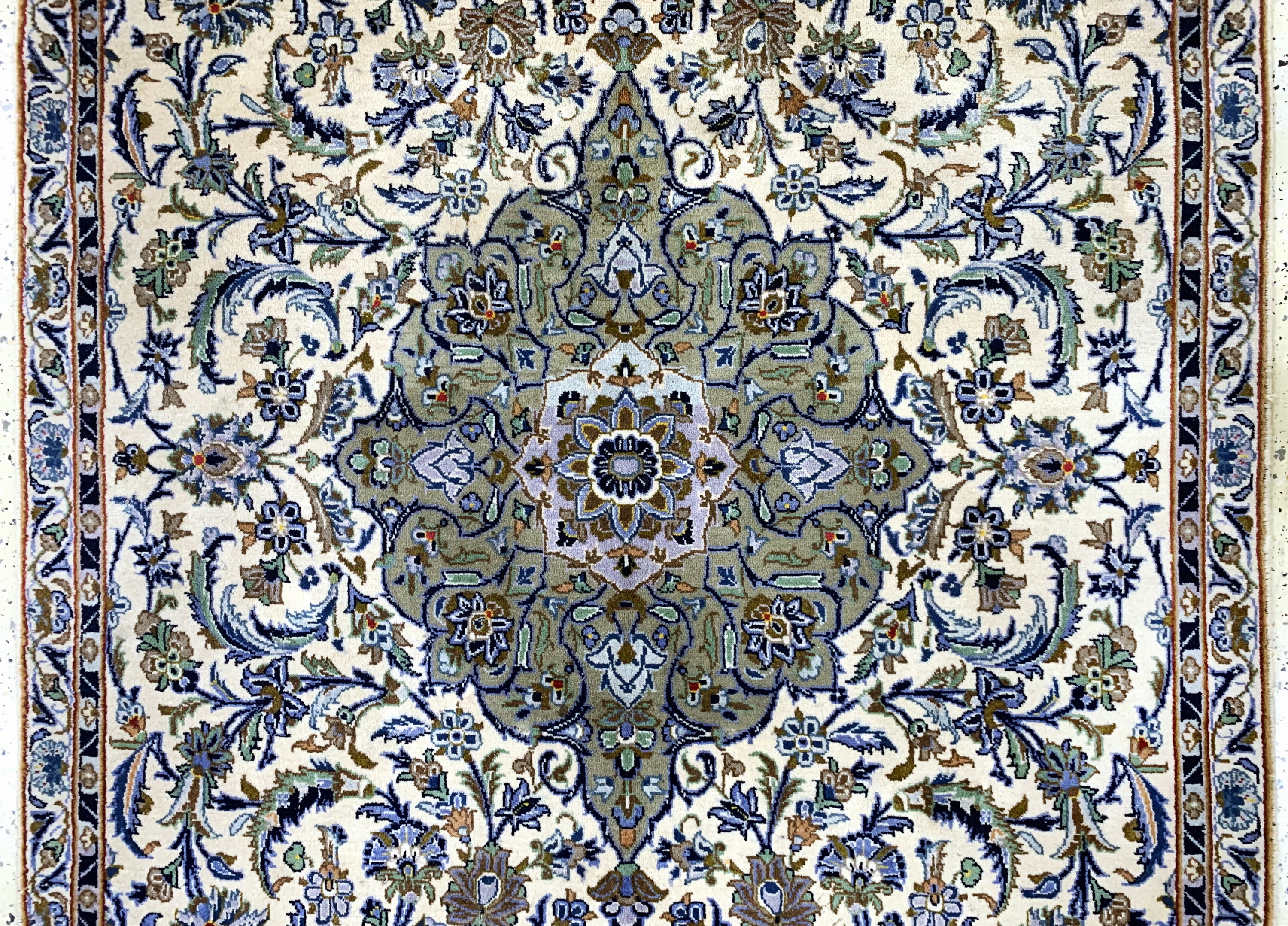 Detail b: Keschan Kork, Persien, Ende 20.Jhd, Korkwolle auf Baumwolle, ca. 275 x 140 cm, EHZ: 2(restauriert).