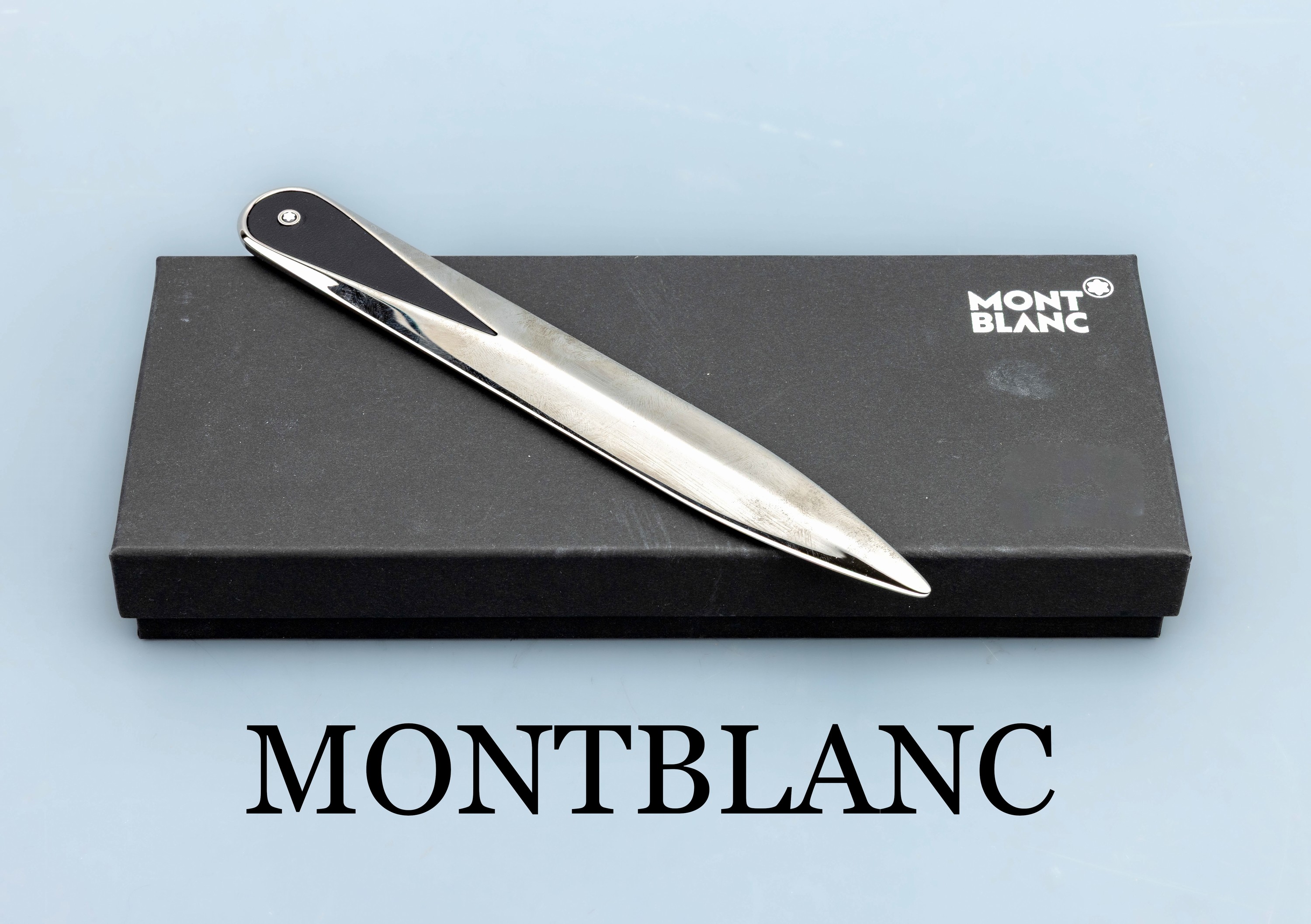 MONTBLANC Brieföffner, aus der Life Style Line, schlicht, Ende mit Ledereinlage, L. ca. 20 cm, mit orig. Etui