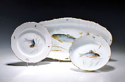 Image 26947555 - Fischservice, Meissen, um 1880-1924, Knaufschwerter, Porzellan, 6 Teller, runde und ...