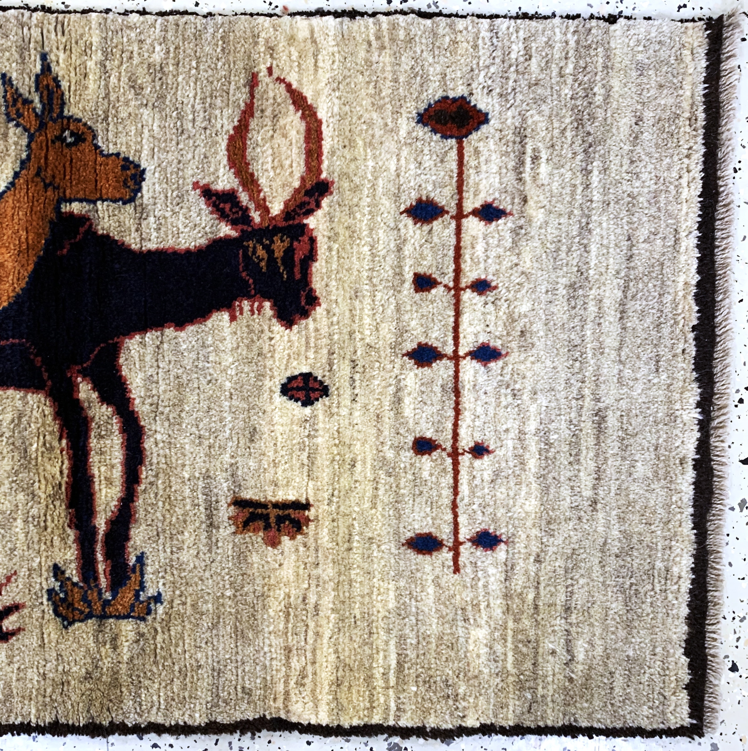 Detail b: Gabbeh alt, Persien, Mitte 20.Jhd, Wolle auf Wolle, ca. 132 x 76 cm, EHZ: 2(Shirazi fehlt)