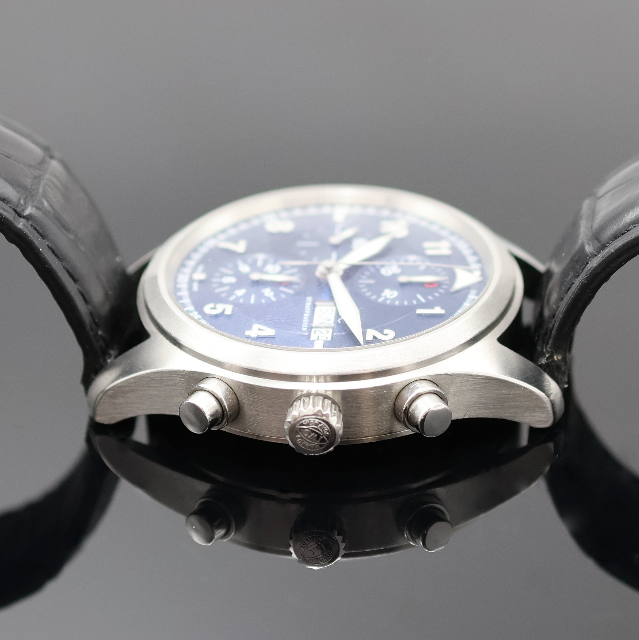 Detail c: IWC seltener Armbandchronograph Spitfire Laureus Sport for Good Foundation Referenz 3717, Automatik, Schweiz um 2007, ausverkauftes, auf weltweit ...