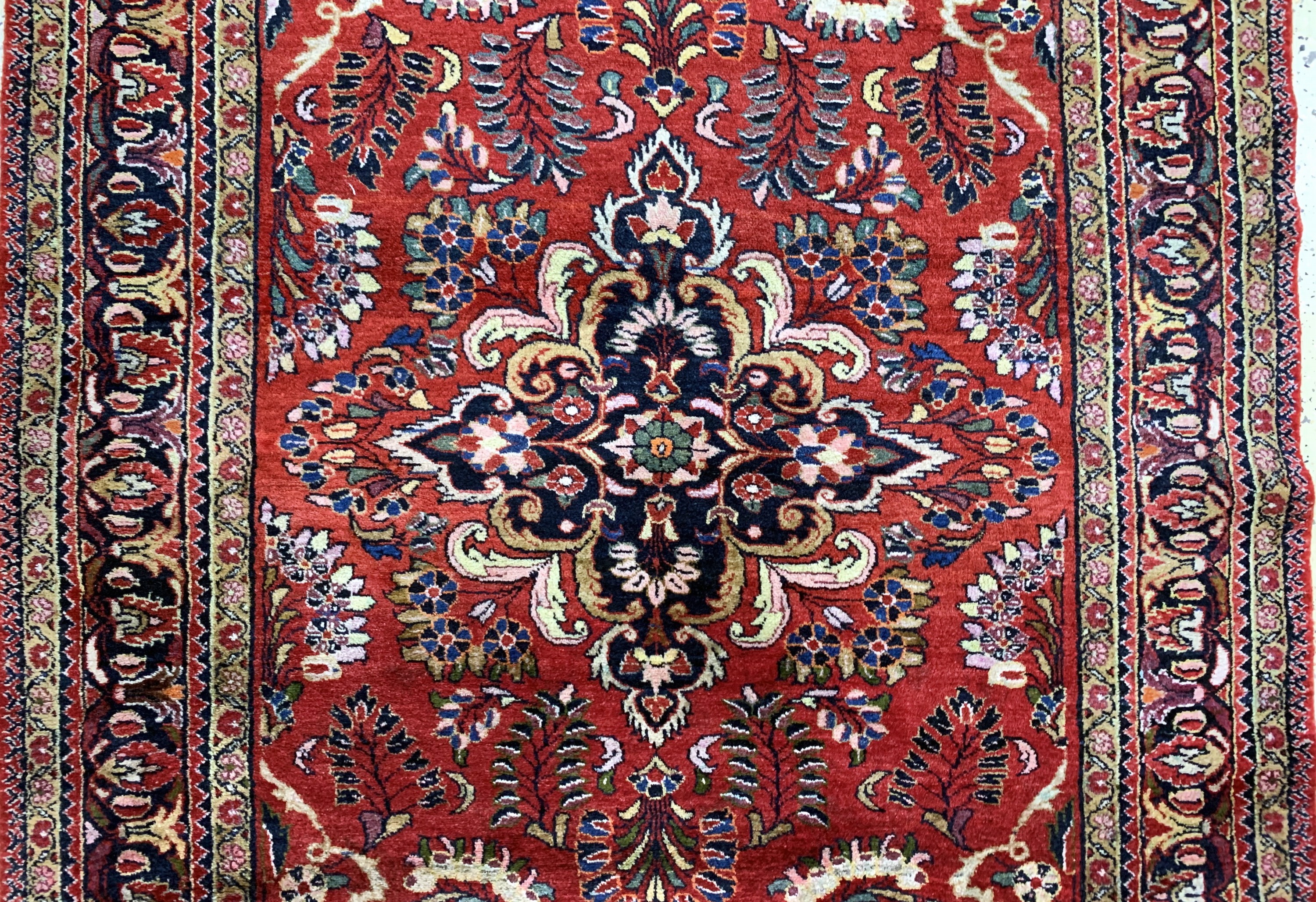 Detail b: Lilian alt, Persien, Mitte 20.Jhd, Wolle auf Baumwolle, ca. 210 x 162 cm, gereinigt, EHZ: 1-2