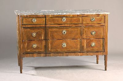Image 26948296 - Louis-Seize Kommode, Frankreich, um 1780, Rosenholzfurnier, 5 Schubladen, auf spitzen ...
