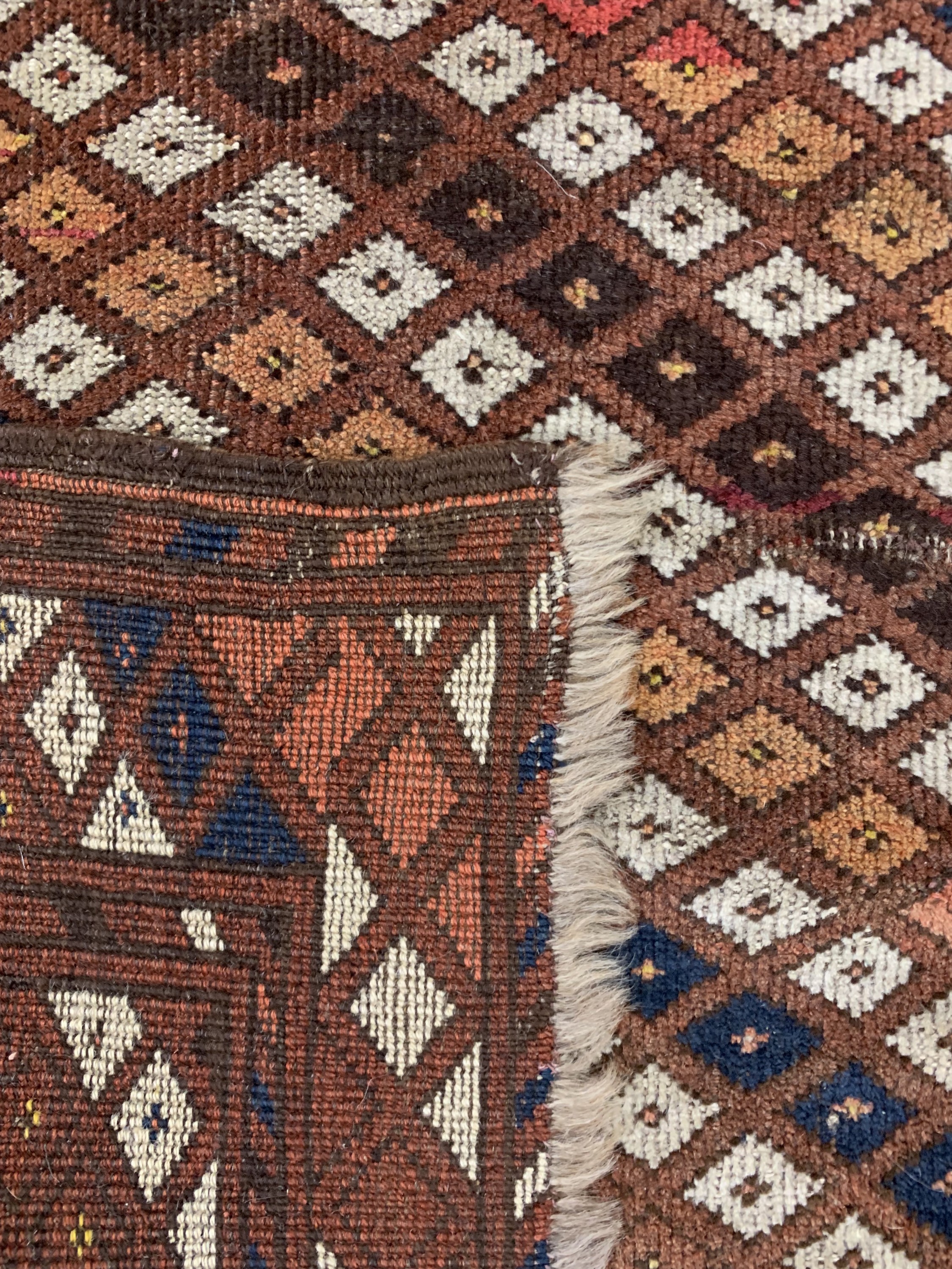 Detail f: Ersari & Buchara, Turkmenistan, Anfang 20.Jhd, Wolle auf Wolle, ca. 105 x 93 cm, EHZ:2-3