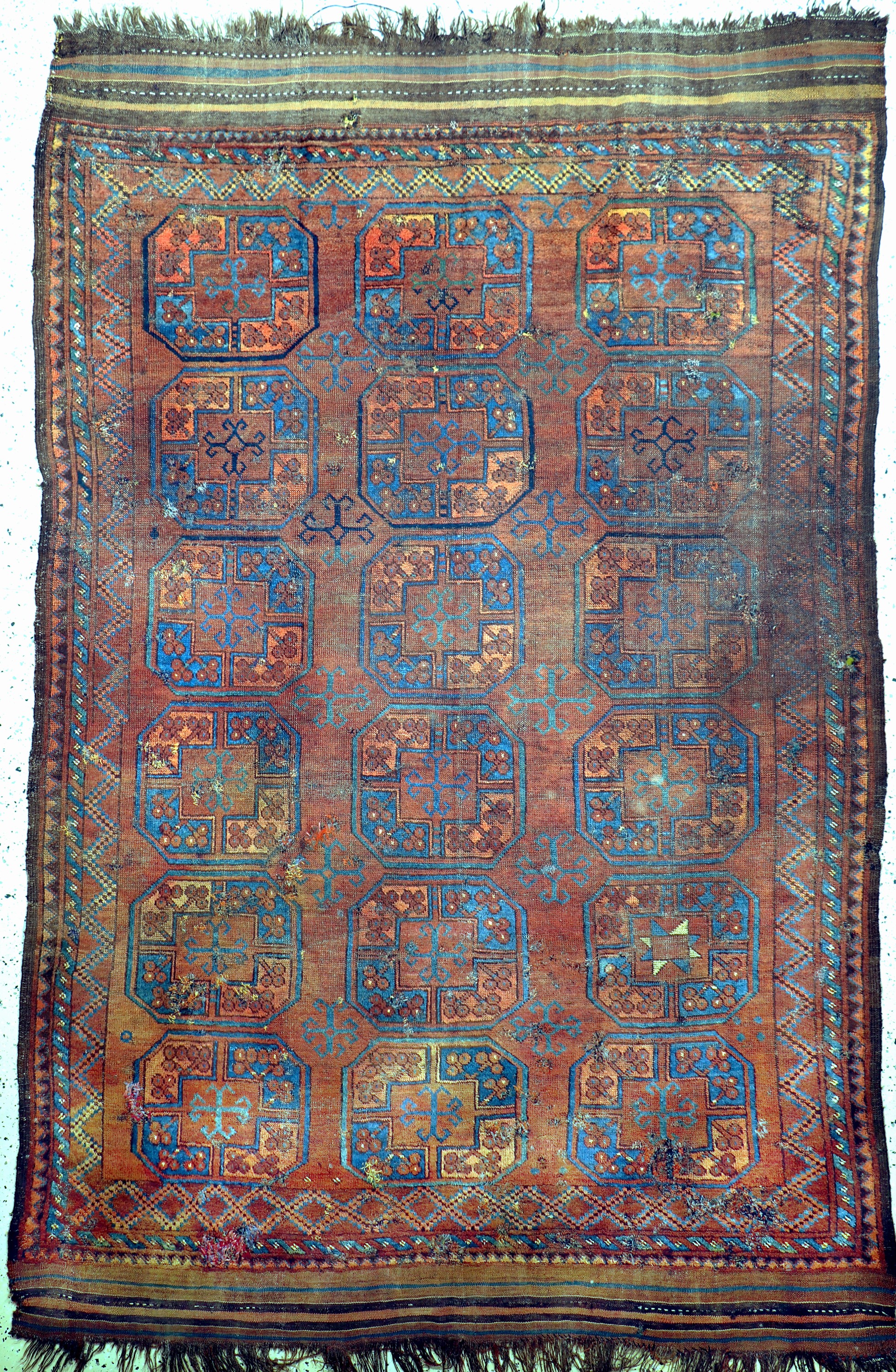 Ersari"Hauptteppich"antik, Turkmenistan, 19.Jhd, Wolle auf Wolle, ca. 290 x 195 cm, EHZ: 4, (mehrere geflickte Stellen).