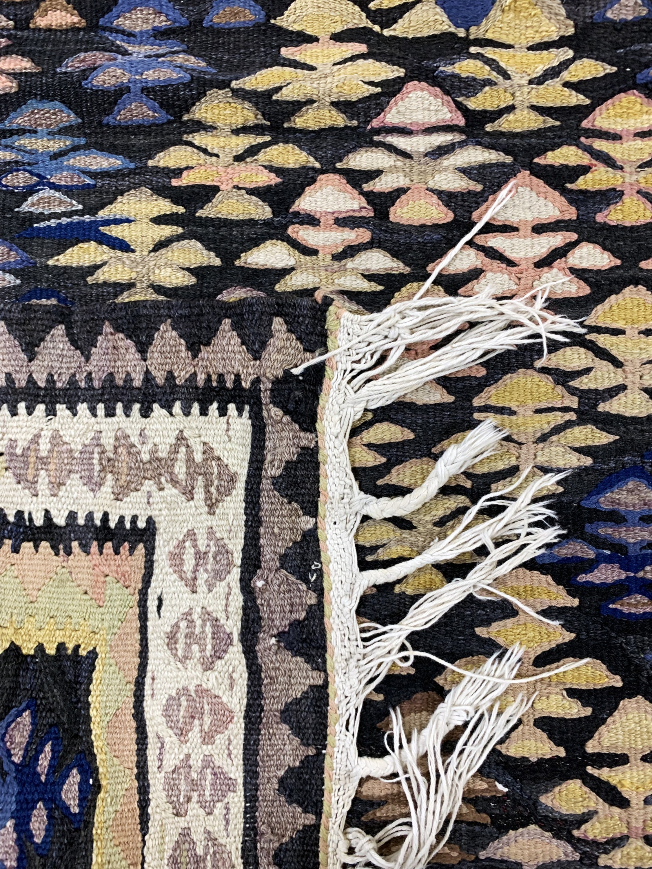 Detail d: Bidjar Kelim, Persien, Anfang 20.Jhd, Wolleauf Baumwolle, ca. 265 x 95 cm, EHZ: 2