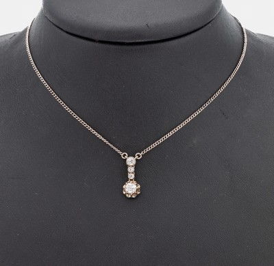 Image Platinum diamond-necklace , Platinum tested,approx. 1900, 4 old cut diamonds total ...