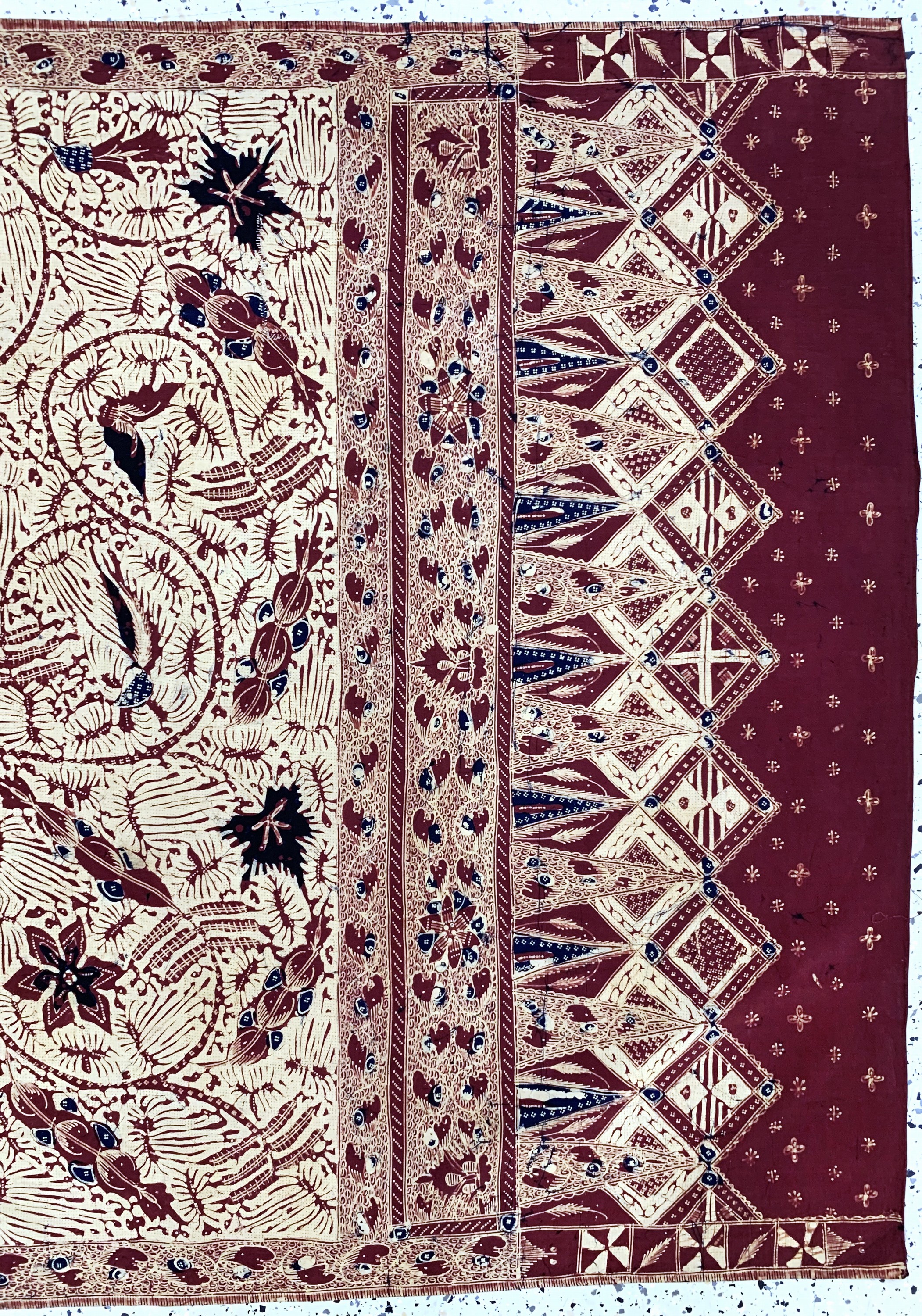 Detail a: Kain Panjang, Java Indonesien, Mitte 20.Jhd, Handgezeichnete Batik, ca. 250 x 107 cm, EHZ: 1-2