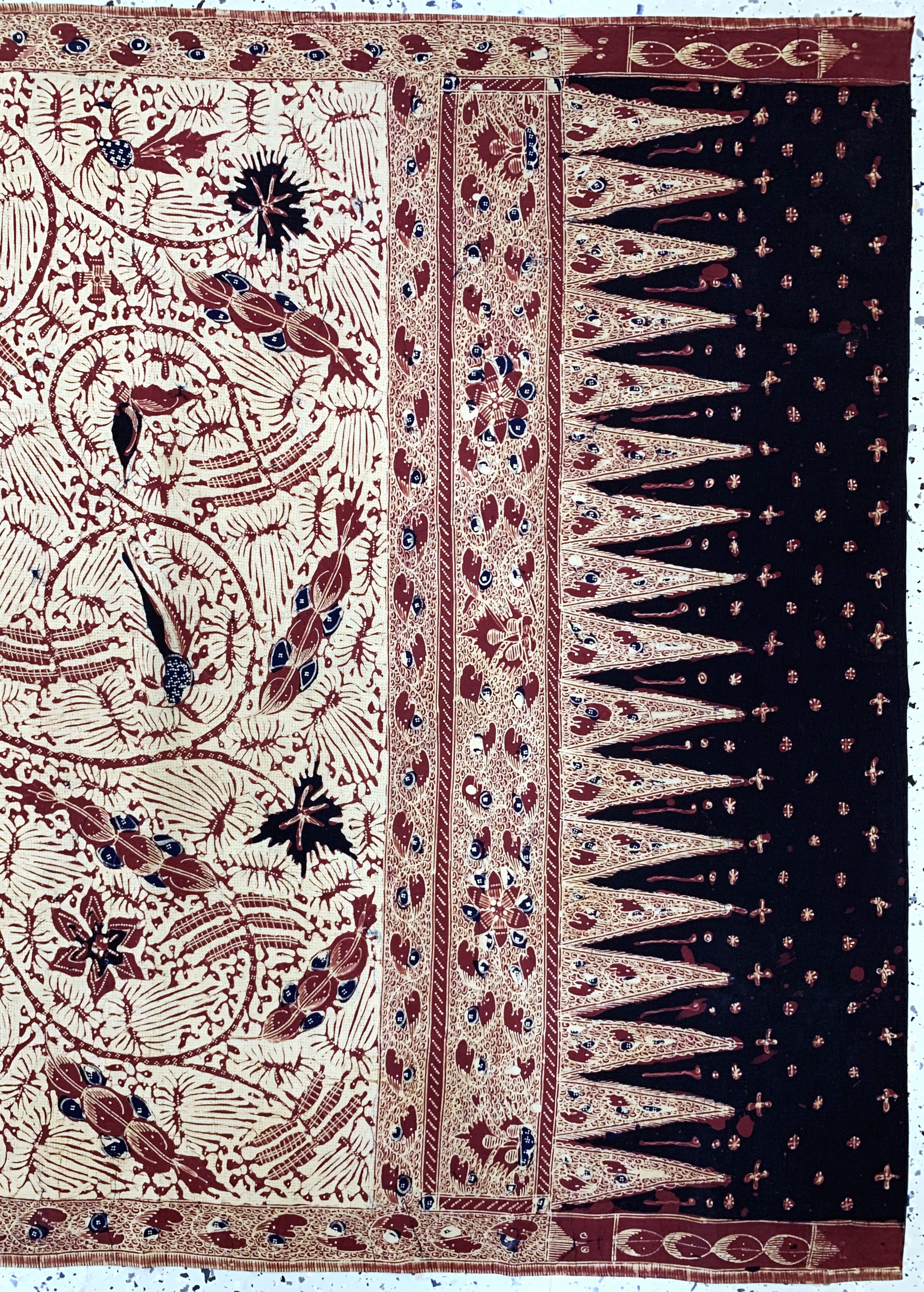 Detail c: Kain Panjang, Java Indonesien, Mitte 20.Jhd, Handgezeichnete Batik, ca. 250 x 107 cm, EHZ: 1-2
