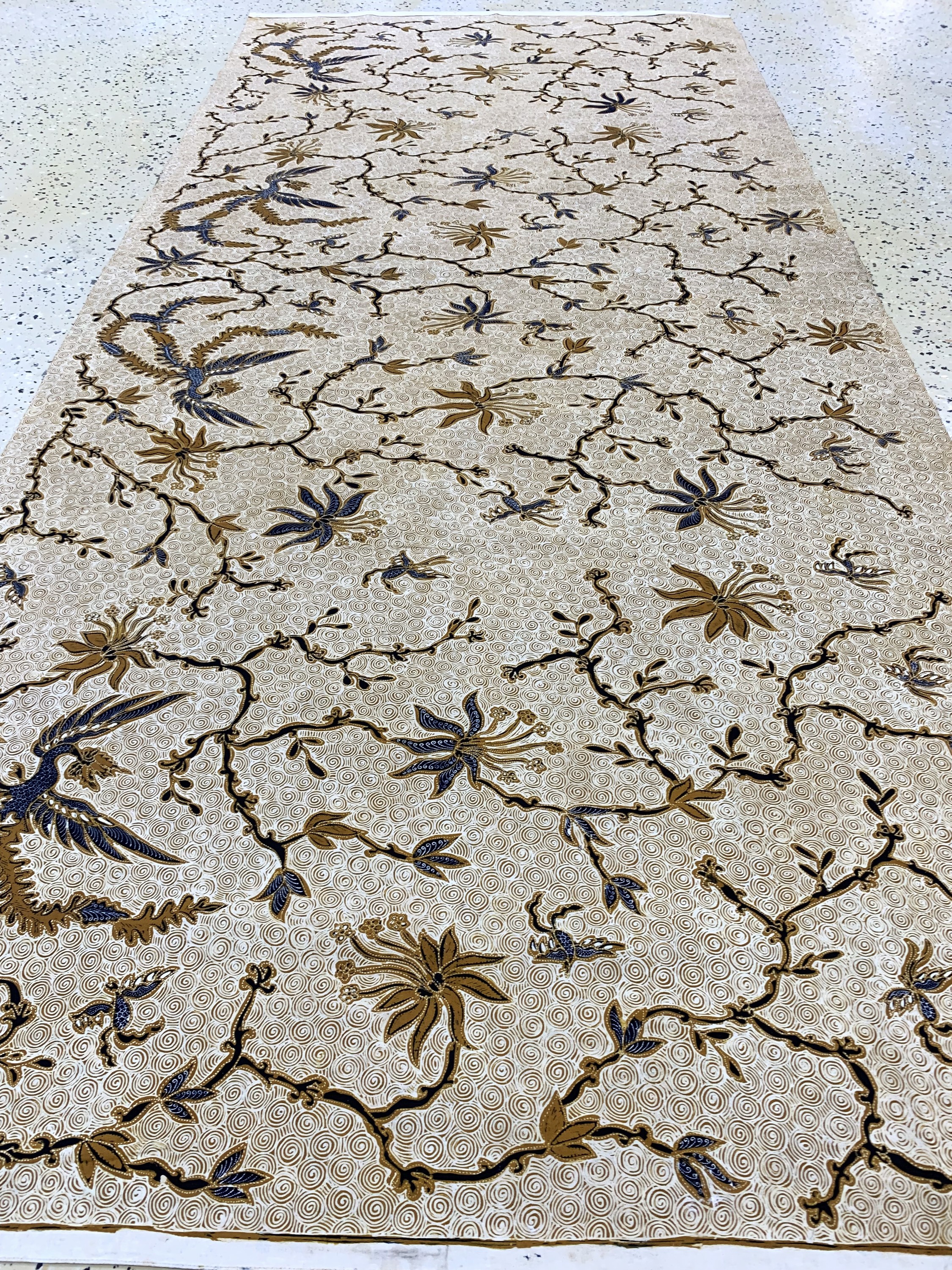 Kain Panjang, Java Indonesien, Mitte 20.Jhd, Hendgezeichnete Batik, ca. 240 x 105 cm, EHZ: 1-2