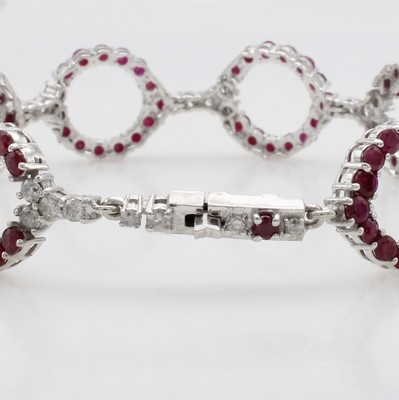 26948663a - Armband mit Rubinen und Diamanten, 925er Silber, runde Elemente, fac. Rubine (beh.) zus. ...
