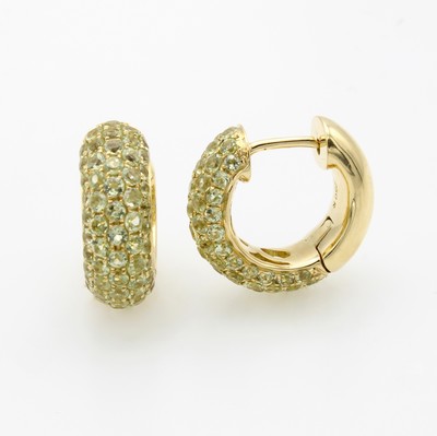 Image Paar Klappcreolen mit Peridots, GG 750/000, 118 Peridots zus. ca. 2.51 ct ...