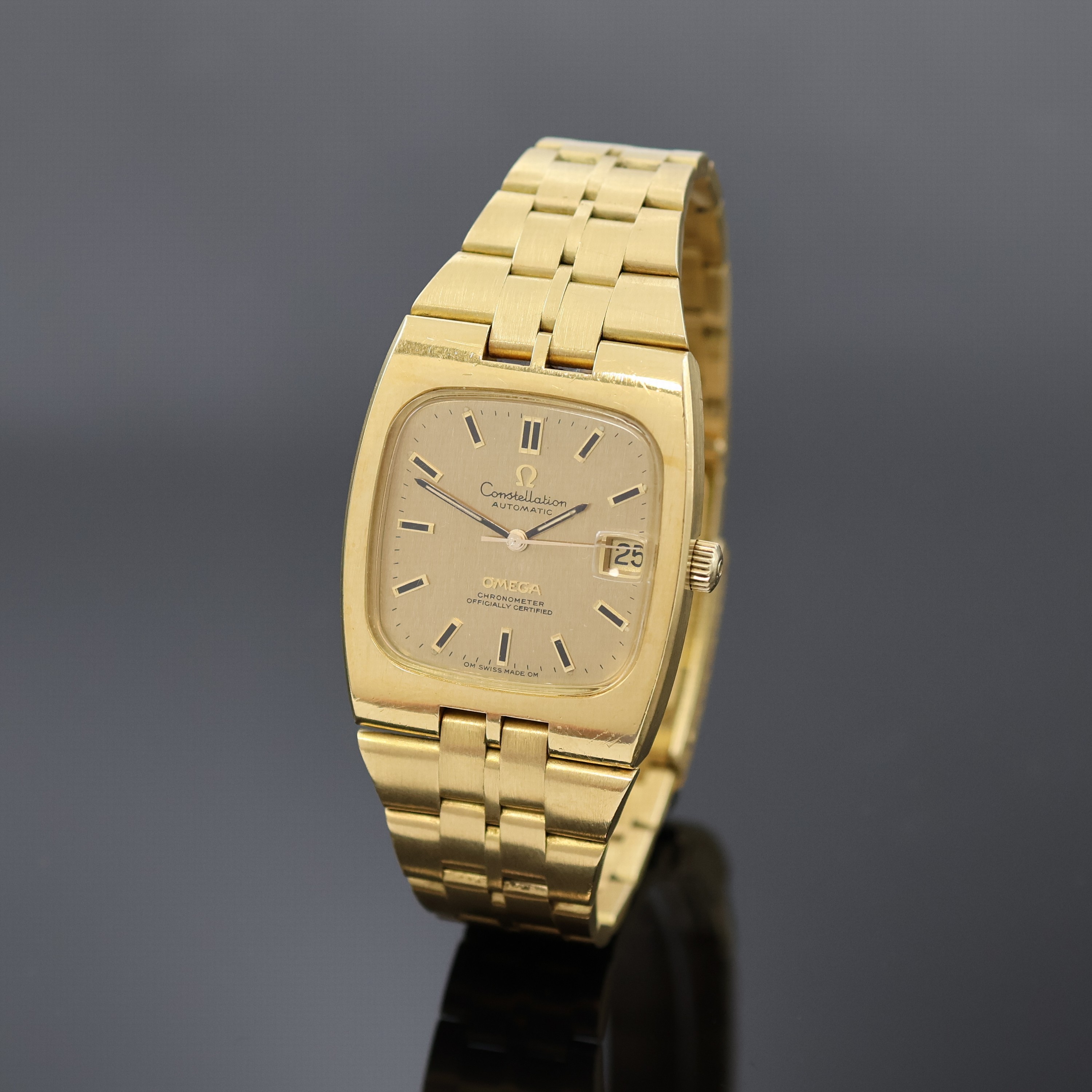 OMEGA seltener Armbandchronometer Constellation in GG 750/000 Referenz 368.852 / 166.0059, Automatik, Schweiz um 1973, massives, 2-teil. Geh., Boden ...