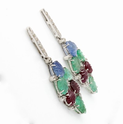 26948872a - Paar Ohrstecker mit Farbsteinen und Diamanten, 925er Silber, Blattwerk aus geschnitzten ...
