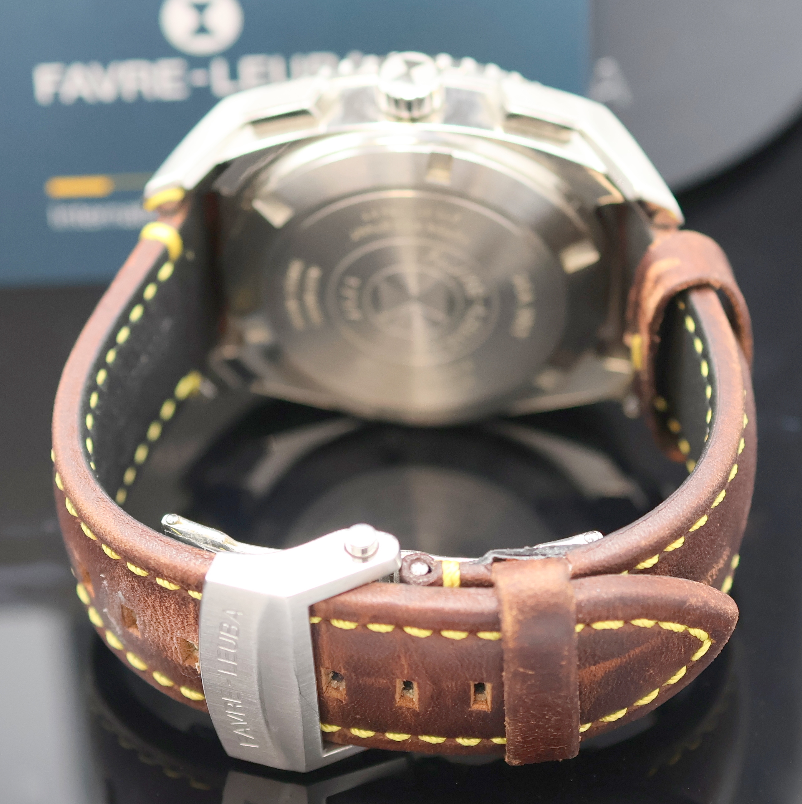 Detail b: FAVRE LEUBA Armbandchronograph Sea Sky Referenz 10103.08, Automatik, Schweiz um 2020, massives Edelstahlgeh. inkl. orig. Lederband m. orig. ...