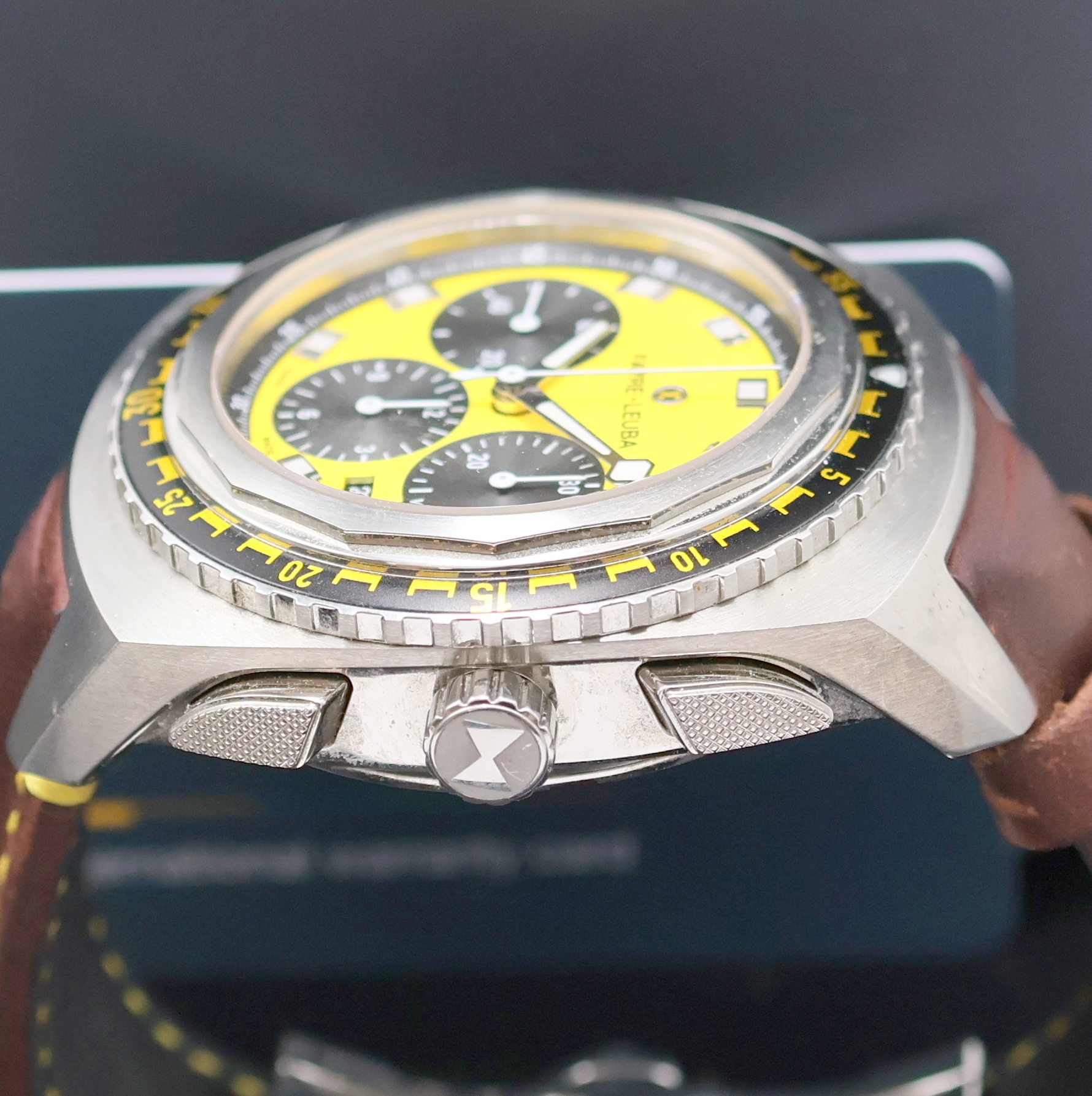 Detail c: FAVRE LEUBA Armbandchronograph Sea Sky Referenz 10103.08, Automatik, Schweiz um 2020, massives Edelstahlgeh. inkl. orig. Lederband m. orig. ...