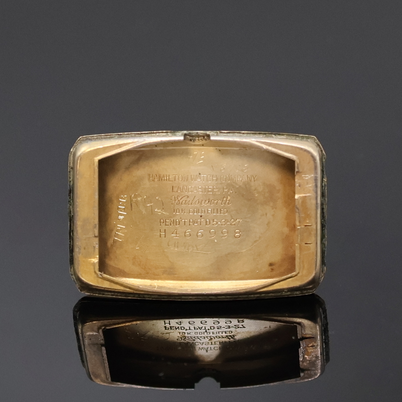 Detail d: HAMILTON Armbanduhr, USA um 1939, Handaufzug, 2-tlg. 10k Gold-filled Geh. in sich gewölbt, Boden aufgedr., silb. Zifferbl., aufges. gold. arab. ...