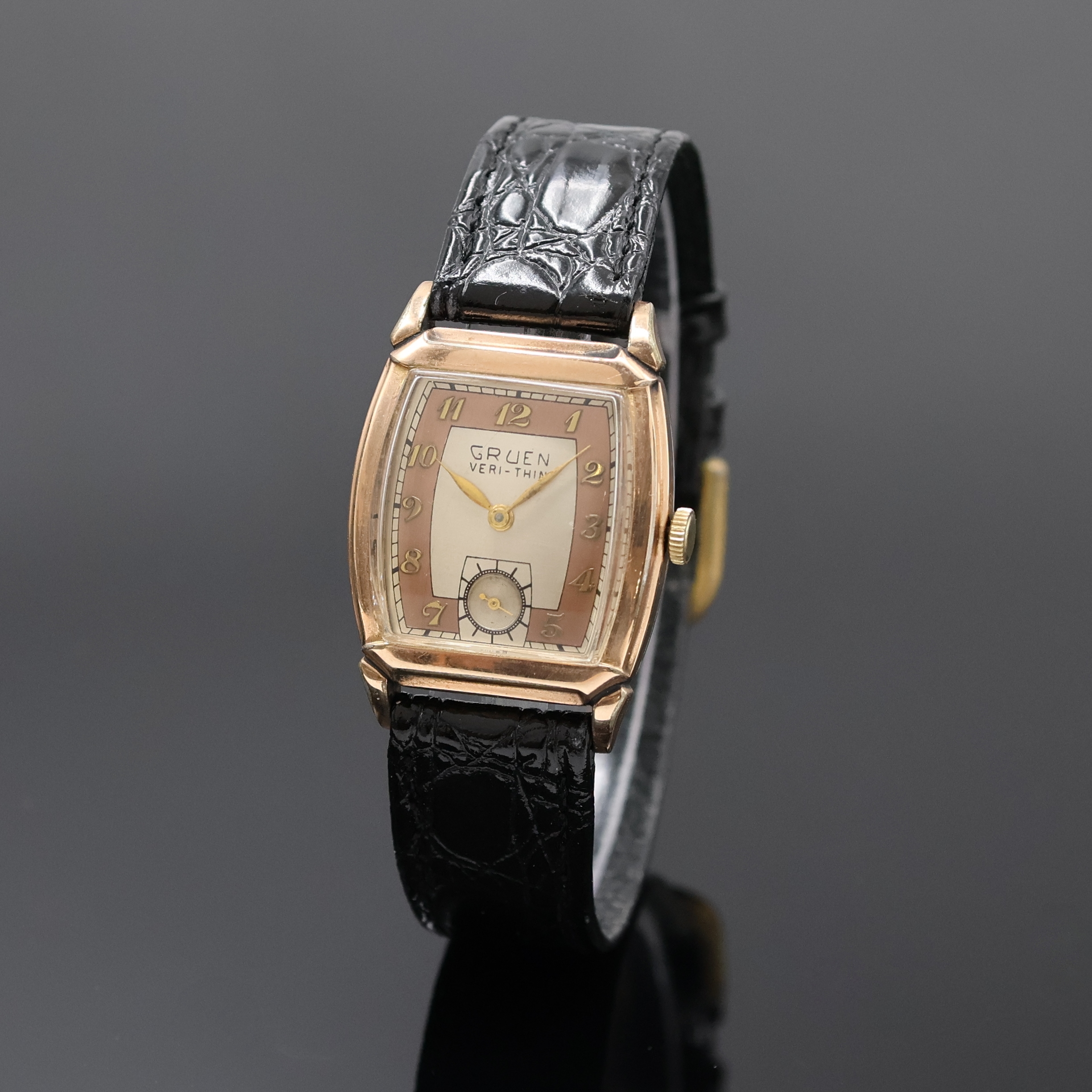 GRUEN Veri-Thin Armbanduhr, Schweiz/USA 1940er Jahre, Handaufzug, 10k Gold-filled Lünette ber., Boden aufgedr., Duoton- Zifferbl., gold. arab. ...