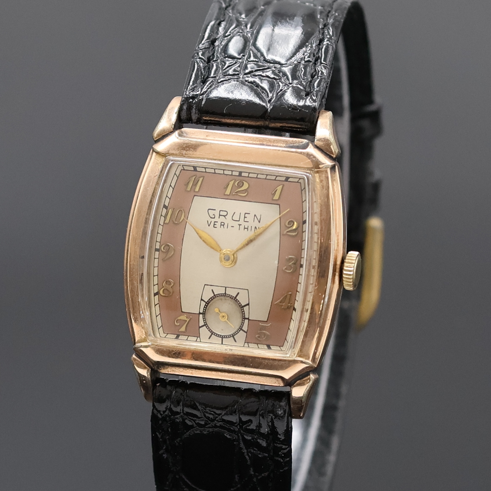 Detail a: GRUEN Veri-Thin Armbanduhr, Schweiz/USA 1940er Jahre, Handaufzug, 10k Gold-filled Lünette ber., Boden aufgedr., Duoton- Zifferbl., gold. arab. ...