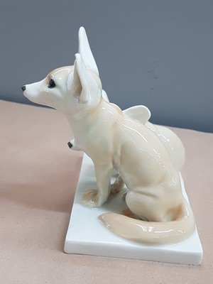 26949008b - Porzellangruppe, Meissen, 2.H.20.Jh., , Wüstenfüchse, Modellnr. X 142, Entw. ...
