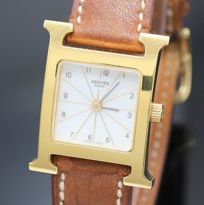 26949009a - HERMES Damenarmbanduhr Referenz HH1.201, Schweiz um 1998, verg. Geh. inkl. Lederband m. ...