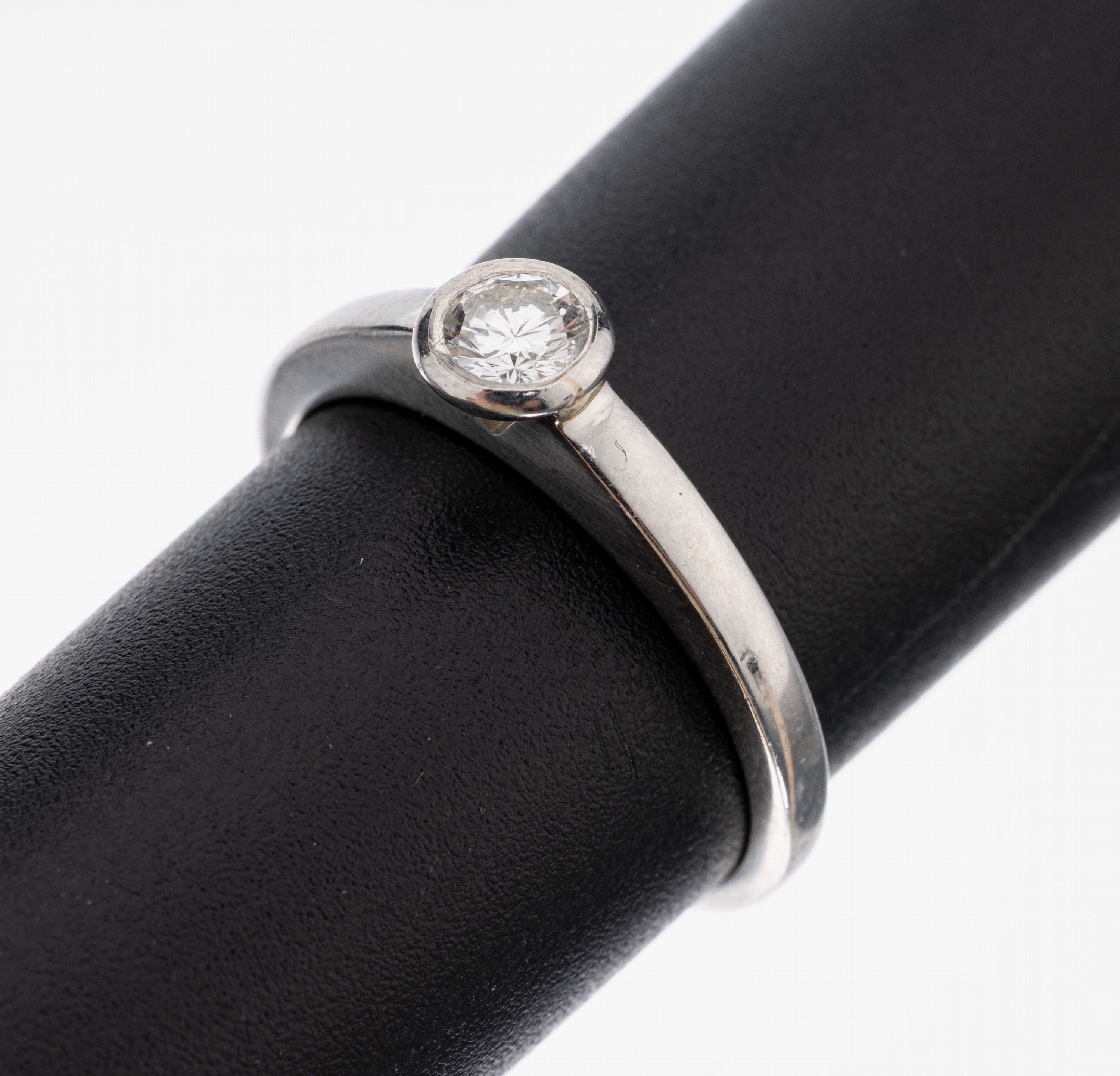 Platin Brillant-Ring, Pt 950, Brillant ca. 0.22 ct Weiß/si, RW 54, ca. 4.2 g