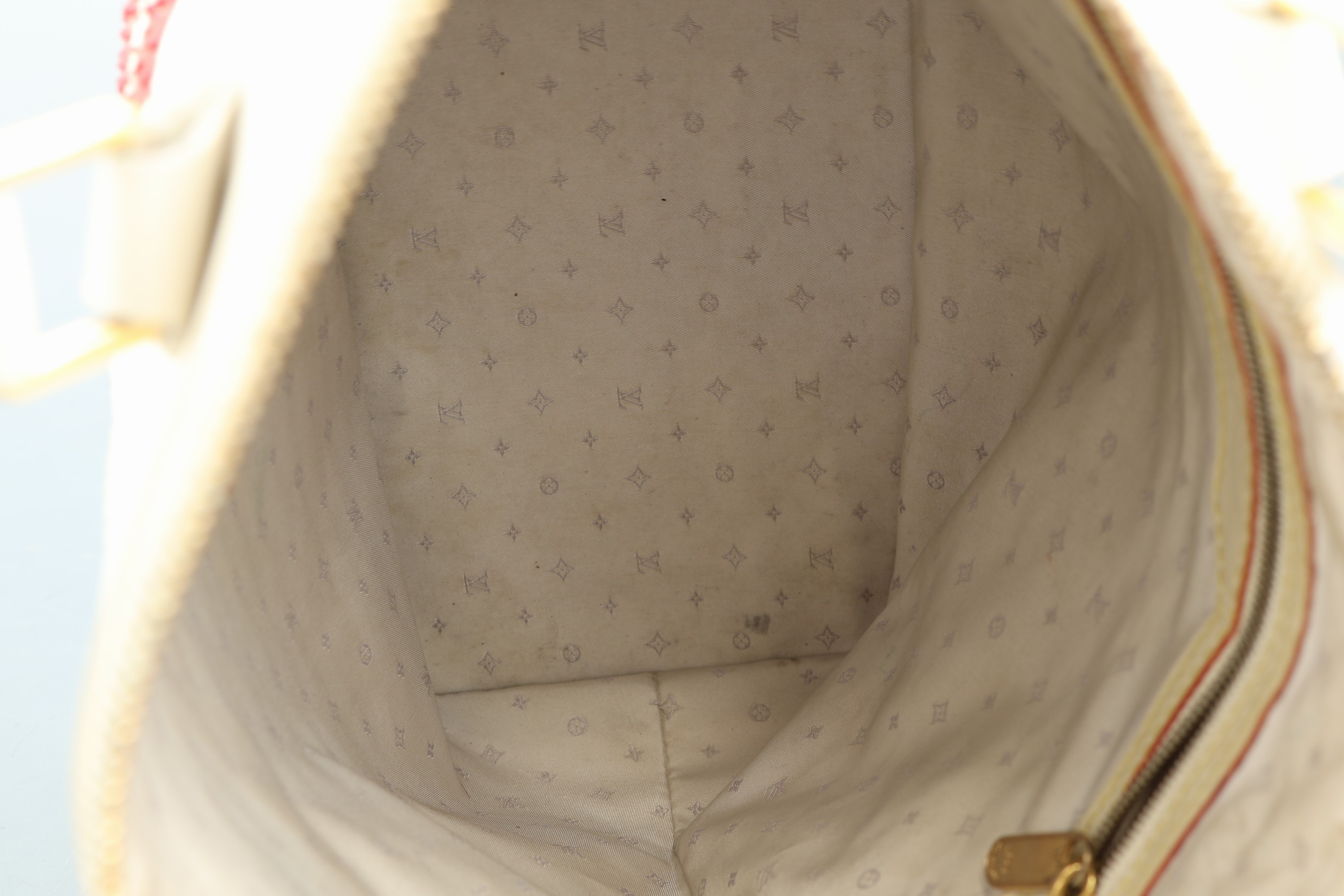 Detail c: Louis Vuitton Handtasche, "Lockit", creme- farb. Leder, nachtr. bemalt, Marilyn Monroe, "Diamonds are a Girls best Friend", ...