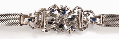 26949152b - 14 kt Gold Saphir-Diamant-Armband, WG 585/000, 12 ovalfacett. Saphire zus. ca. 6.0 ct, ...
