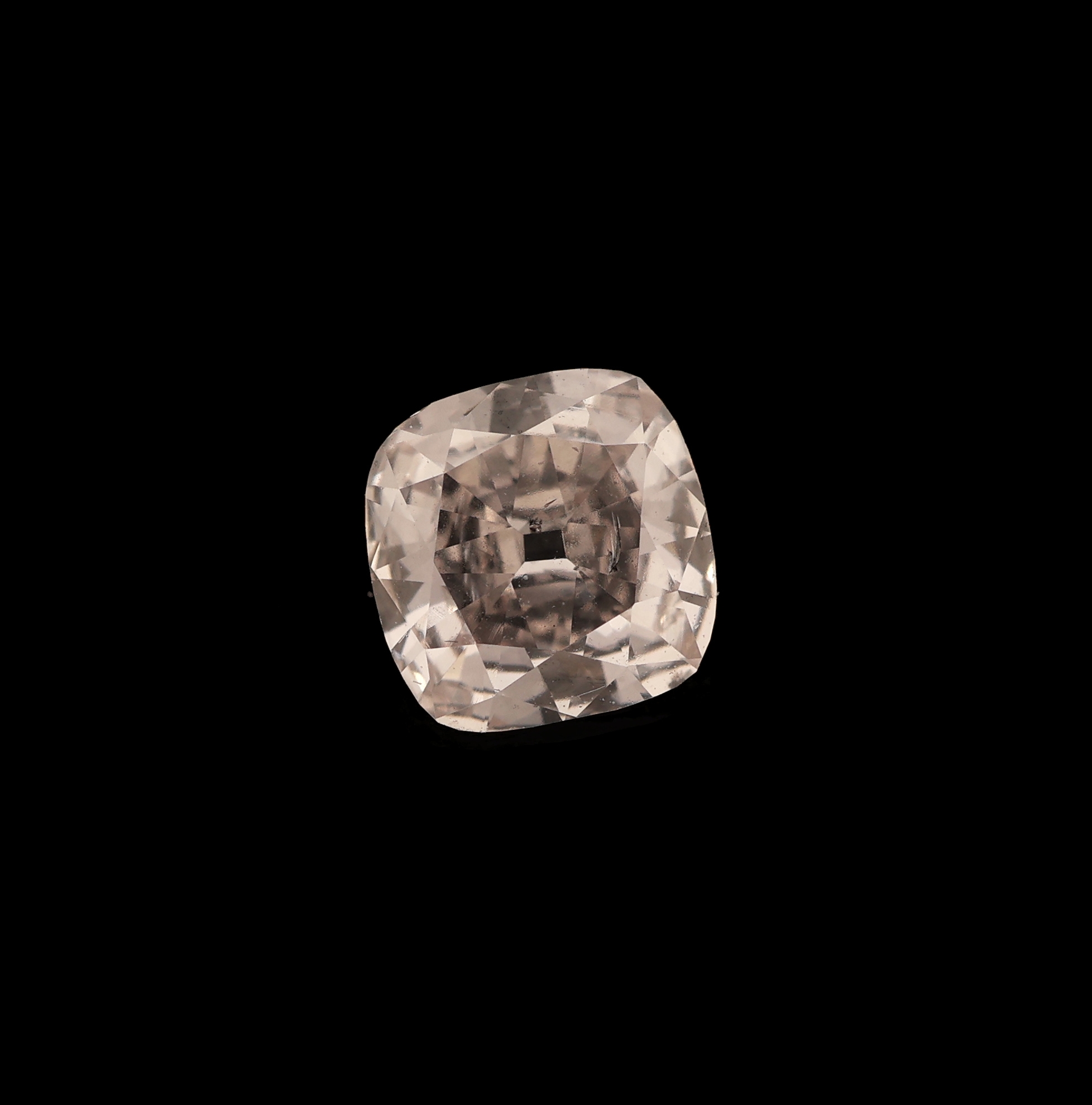 Loser Diamant 0.41 ct, l. get. Weiß (I)/si 2, im Kissenschliff, 4.72 x 4.67 x 2.30 mm, HRD- Report 03/2019