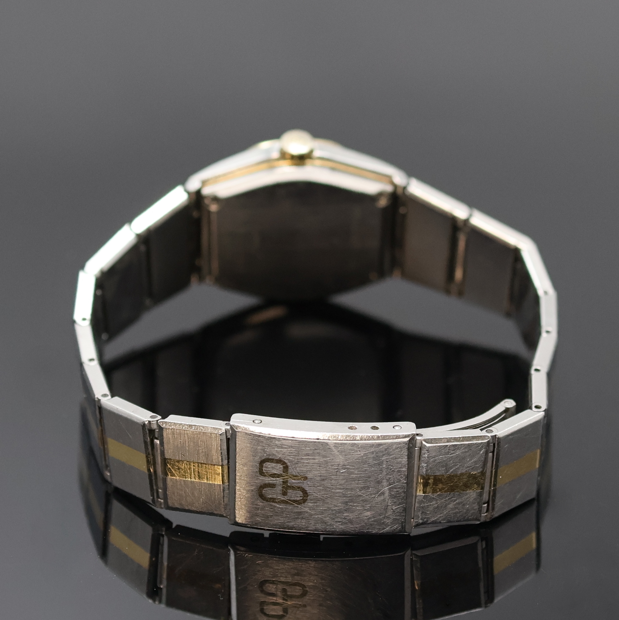Detail b: GIRARD PERREGAUX Damenarmbanduhr Laureato Chronometer Referenz 4460 WG, Schweiz um 1985, quarz, orig. Gliederband m. Faltschl., Boden 4-fach ...