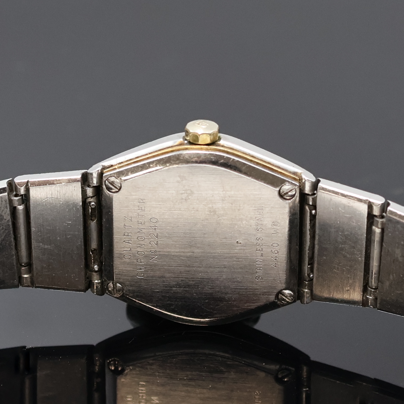 Detail d: GIRARD PERREGAUX Damenarmbanduhr Laureato Chronometer Referenz 4460 WG, Schweiz um 1985, quarz, orig. Gliederband m. Faltschl., Boden 4-fach ...