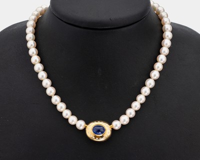 Image Zuchtperl-Collier mit 18 kt Gold JÖRG HEINZ Saphir-Brillant-Schmuckschließe, ...