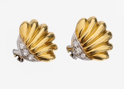 Image Paar 18 kt Gold Brillant-Ohrstecker "Muschel" GG/WG 750/000, in WG gefasste 6 ...