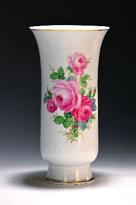 Image 26949676 - Große Porzellanvase, Meissen, 2.H.20.Jh., reicher Dekor rote Rose in feiner ...