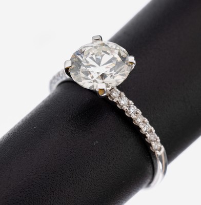 Image 18 kt Gold Brillant-Ring, WG 750/000, Brillant ca. 1.51 ct feines Weiß+(F)/vs1, ...