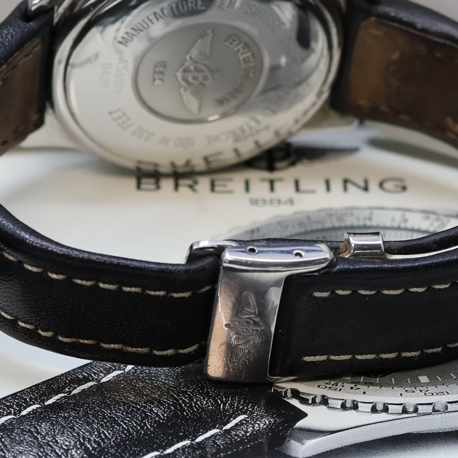 Detail d: BREITLING Chronospace Multifunktionsuhr Referenz A56011, Schweiz um 1995, quarz, Edelstahlgeh. inkl. Lederband m. orig. Dornschl., Boden aufgedr., ...